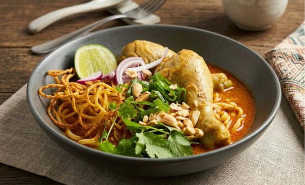 Khao soi Gai - Mae Jum Store (US)