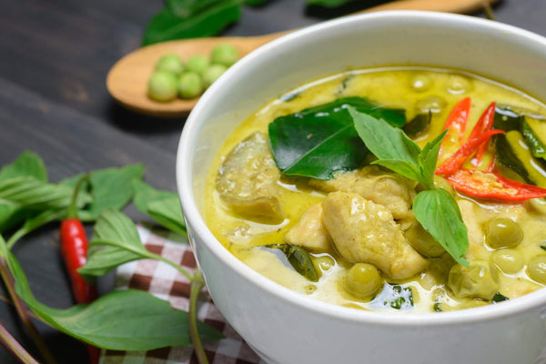 Which is hotter? green curry vs red curry?