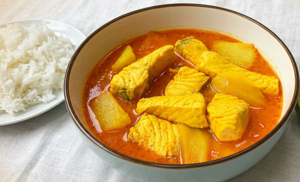 Salmon Sour Curry (Gaeng Som Pla)